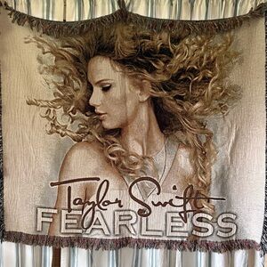 Taylor Swift Fearless Tapestry Throw Fringe Blanket 50x60in